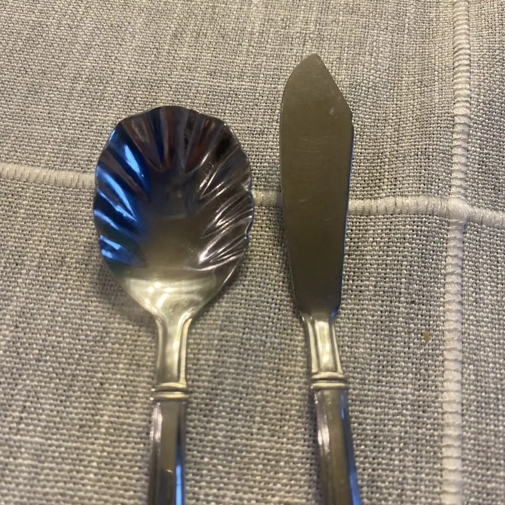 Wallace Zenith Frost sugar spoon and butter knife stainless steel flatware